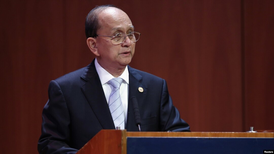 Presiden Burma, Thein Sein menyampaikan pujian kepada Aung San Suu Kyi atas peran pentingnya dalam laju demokrasi di negaranya saat berpidato di hadapan Perhimpunan Masyarakat Asia di New York (27/9).