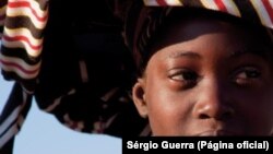 Angola, Mulher Jovem Hereros ou Muhimba