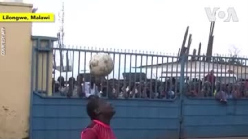 Une tanzanienne impressionne Donald Trump avec ses jongles