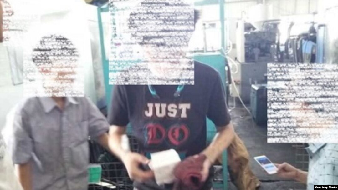  学生工在卓力代工厂工作 (中国劳工观察提供)