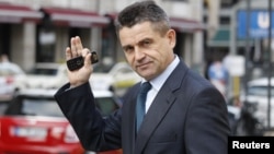 Владимир Маркин