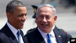 Presiden AS Barack Obama (kiri) dan PM Israel Benjamin Netayahu dalam pertemuan di Tel Aviv, Israel (20/3). Obama meyakinkan Netanyahu agara meminta maaf kepada Turki. 