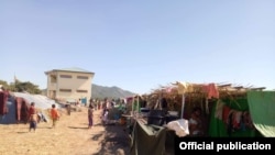 ထောက်‌ပံ့ကူညီမှု လိုအပ်နေသော ရ‌သေ့‌တောင်‌မြို့နယ်‌၊ သက်‌ပြည်‌ကျ စစ‌်‌‌ဘေး‌ရှောင်‌ စခန်‌း။ (ဇန်နဝါရီ ၁၂၊ ၂၀၁၉ ဓာတ်ပုံ - Rakhine Ethnics Congress)