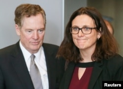 FILE: U.S. Trade Representative Robert Lighthizer and European Trade Commissioner Cecilia Malmstrom take part in a meeting, Brussels, Belgium, March 10, 2018.