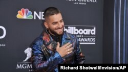 ARCHIVO - Maluma llega a los Premios de Música Billboard el miércoles 1 de mayo de 2019.