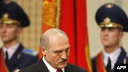 G’arb Lukashenkoni yangi sanksiyalar bilan jazoladi