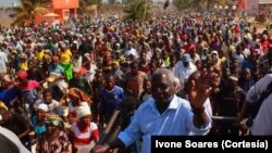 Afonso Dhlakama em campanha eleitoral