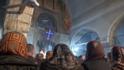 Iraqi Christians, Pushed From Town by IS, Return for Christmas Eve Mass