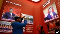中国改革开放40年展览中的习邓江和缺席的华胡赵（29图）