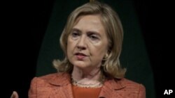 بڕیاره‌ هێله‌ری کلنتن به‌شـداری له‌ کۆبوونه‌وه‌یه‌کی تایبه‌ت به‌ لیبیا له‌ ئیمارات بکات