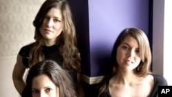 The Wailin' Jennys: Nicky Mehta, Ruth Moody and Heather Masse