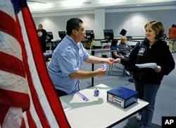 Scene dans un bureau de vote de Las Vegas au Nevada. 02 Novembre 2010