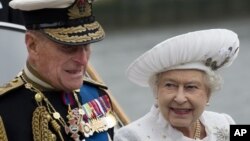 Princ Filip i britanska kraljica Elizabeta II