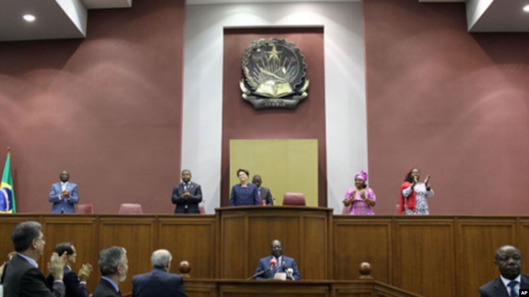Assembleia Nacional de Angola recebe presidente Dilma Rousseff do Brasil (foto de arquivo)
