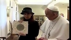 Papa recibe a Cristina Fernández