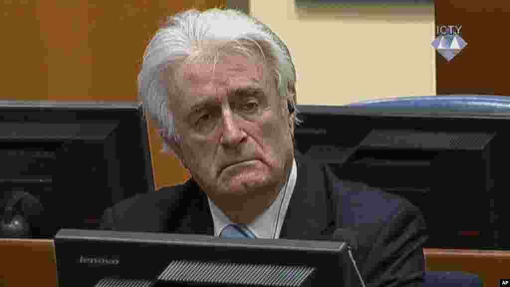 ኣብ ዘ ሄግ ኔዘርላንድ ዝመደበሩ ኣህጉራዊ ቤት-ፍርዲ ገበነኛታት ኩናት ንመራሒ ቦዝንያውያን ሰርብ ነበር ራዳቫን ካራዲች ን40 ዓመት ክእሰር በይኑ