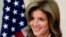 រូបឯកសារ៖ លោកស្រី Caroline Kennedy ញញឹមពេល​ថ្លែង​សុន្ទរកថាពេល​លោកស្រីទៅដល់​អាកាសយានដ្ឋានអន្តរជាតិ​ Narita ភាគខាង​កើត​ទីក្រុង​តូក្យូ ប្រទេស​ជប៉ុន កាលពី​ថ្ងៃទី១៥ ខែ​វិច្ឆិកា ឆ្នាំ២០១៣។ (រូបភាព AP)