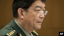 Bộ trưởng Quốc phòng Trung Quốc Thường Vạn Toàn nói rằng quân đội Trung Quốc 'sẵn sàng tăng cường hợp tác với Việt Nam trong nhiều lĩnh vực như huấn luyện, phòng thủ biên giới, và các vấn đề an ninh đa phương'. 
