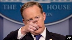 Phát ngôn viên Tòa Bạch Ốc Sean Spicer.