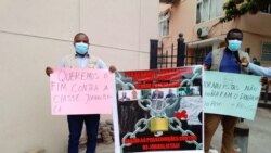 Jornalistas protestam contra investigações junto da Procuradoria-Geral da República, Luanda, Angola