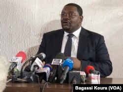 Paul-Eric Kingue, directeur de campagne de Maurice Kamto, Yaoundé, le 5 octobre 2018 (VOA/Bagassi Koura)
