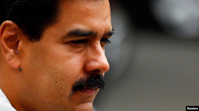 Según la encuesta del Venebarómetro, en los comicios del próximo 6 de diciembre el bloque opositor de la MUD ganaría con un 43,7%, mientras que el chavismo se ubica tercero en intención de voto.