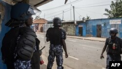 Les forces de sécurité lors des manifestations à Lomé, Togo, 18 octobre 2017.