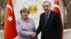 Erdogan s'en prend de plus belle à Merkel