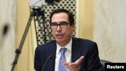 El secretario del Tesoro de EE.UU., Steven Mnuchin, durante una audiencia en un comité del Senado el 10 de junio de 2020.