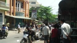 缅甸密铁拉镇发生骚乱和哄抢(1)
