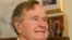 Ex presidente George H. W. Bush está internado en un hospital de Houston.