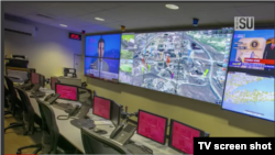 Kampus Stony Brooks University di AS menggunakan pusat kendali berteknologi tinggi untuk menjaga keamanan mahasiswa. (Photo: VOA / Video screen shot)