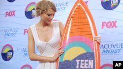 A sus 22 años Taylor Swift sumó una ganancia de $57 millones de dólares entre mayo de 2011 y mayo de 2012.