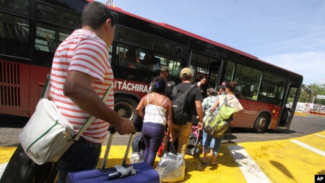 Los colombianos que deseen podrán regresar y regularizar su estatus migratorio con ayuda del gobierno venezolano.