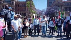 Izizalwane zeSouth Africa zitshengisela zifuna kuxotshwe abokuza kulelozwe