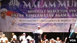 Acara Munajat "212" di Monas Jakarta pada hari 21 Februari 2019 lalu (Foto: ilustrasi). Politisasi agama dinilai telah ikut mewarnai Pemilu 2019 yang baru saja usai.