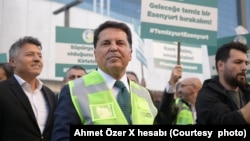 CHP'li Esenyurt Belediye Başkanı Ahmet Özer gözaltına alındı.