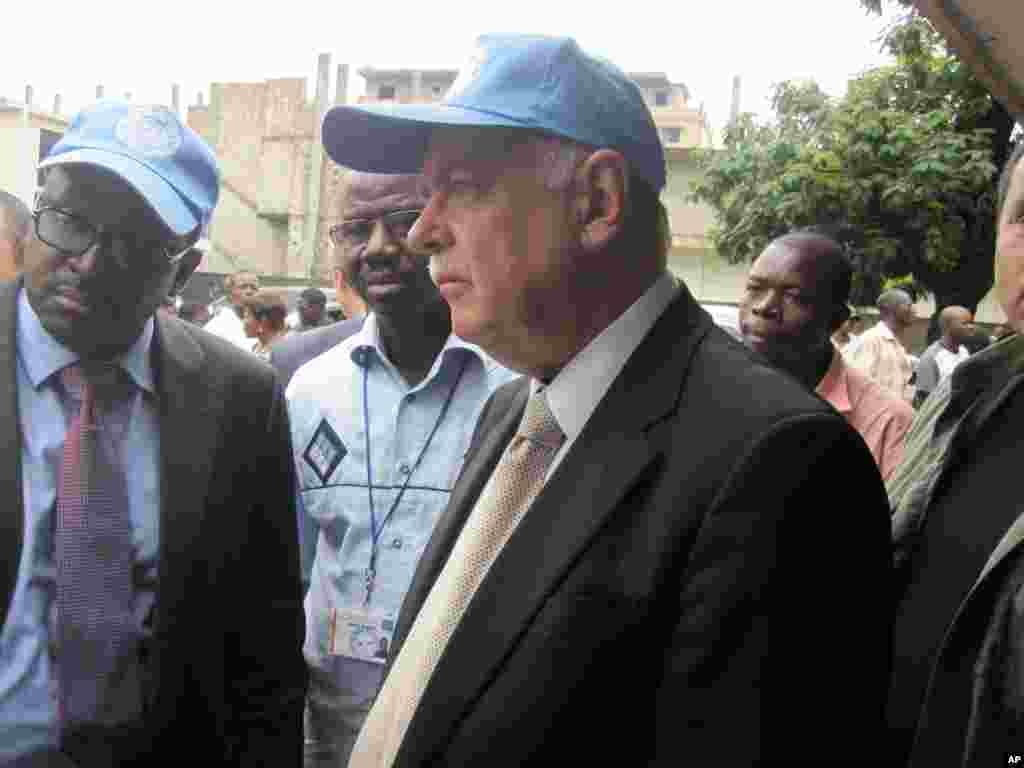 Roger Meece represenant du Secretaire General de l'ONU en RDC Kinshasa 28 Novembre 2011 NICOLAS PINAULT VOA