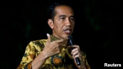 Presiden terpilih Jokowi hari Rabu (8/10) menepis kekhawatiran terhadap dominasi Koalisi Merah Putih di parlemen (foto: dok).