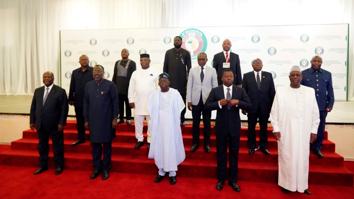 ECOWAS Military Chiefs to Discuss Potential Intervention in Niger