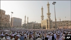 سعودی عرب میں ذوالحج کا چاند نظر ا ٓگیا ، وقوف ِعرفات 5 نومبر کو ہوگا