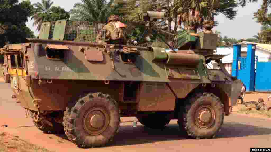 Les soldats français en position à Bangui, République Centrafricaine. Décembre 22, 2013
