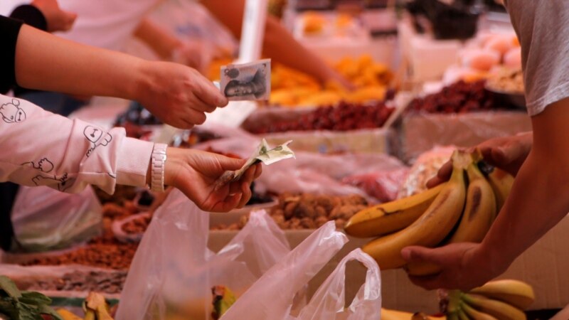 Cash and Chemicals: For Laos, Chinese Banana Boom a Blessing and Curse Cash and Chemicals: For Laos, Chinese Banana Boom a Blessing and Curse