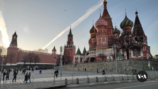 Some in Russia ready to ‘open the champagne’ ahead of expected Ukraine peace talks  - March 12, 2025