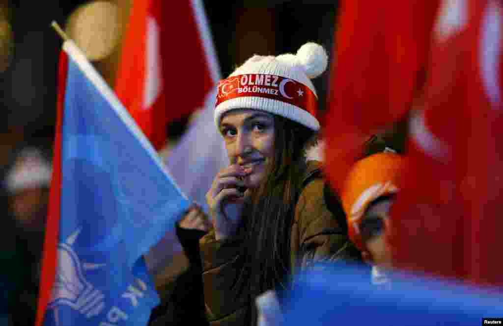 ترکی کو گزشتہ کئی ماہ سے سیاسی بے یقینی کا سامنا رہا ہے۔