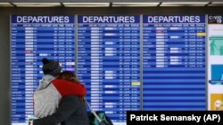 Sektor odlazaka na vašingtonskog aerodromu Dales (Foto: AP/Patrick Semansky)
