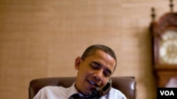 Presiden AS Barack Obama (foto: dok) berbicara melalui telepon dengan PM Turki pasca-ketegangan mengenai komentar Obama soal peringatan pembantaian massal di Armenia.