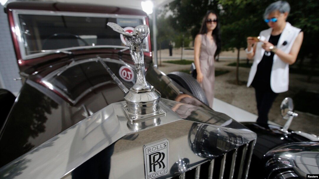 Xe Rolls-Royce trưng bày tại Trung Quốc.