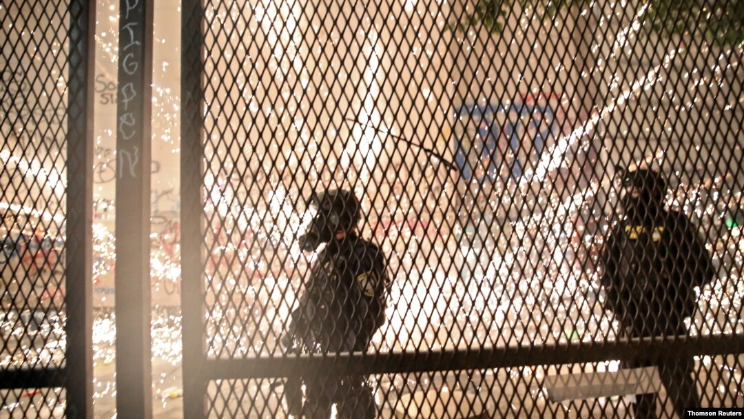 Portland sigue viviendo intensas jornadas de protestas desde que surgió el movimiento después del fallecimiento de George Floyd, en Minnesota.