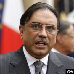 Presiden Asif Ali Zardari: Pakistan telah membantu AS mengidentifikasi kurir Osama bin Laden.